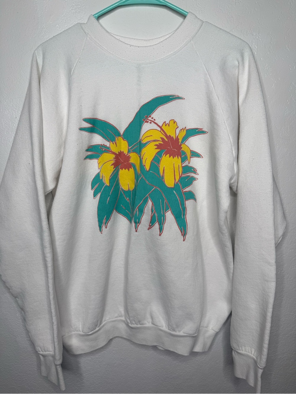1980’s Fruit of the Loom XL White Crewneck Sweatshirt Floral Graphic USA